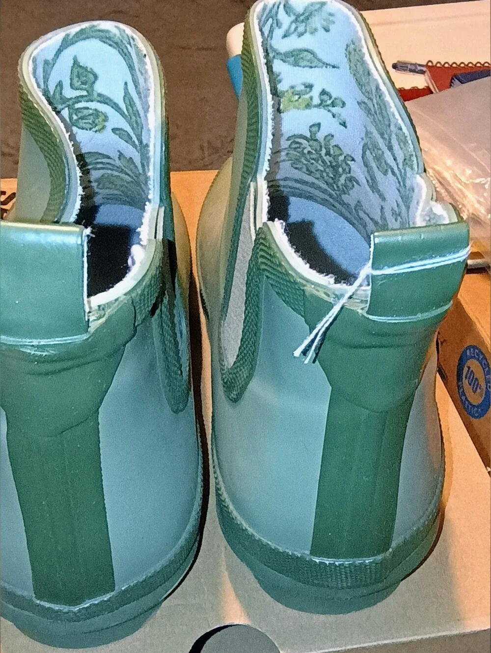 Smith & Hawken Women's Sz 9 Green Chelsea Rain Clogs💚